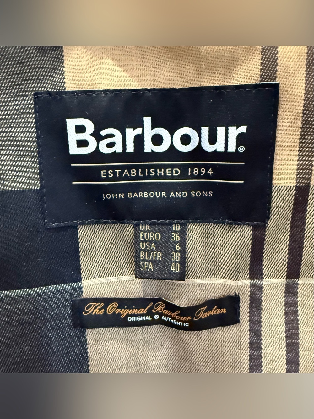 NWTs Barbour Women’s Highclere Hooded Waxed Jacket. Navy. Size 6 US - Picture 8 of 14